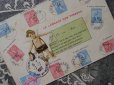 画像1: アンティーク ポストカード 天使の郵便配達人と切手言葉 LE LANGAGE DES TIMBRES (1)