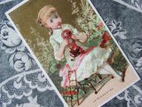 アンティーク クロモ  人形と遊ぶミントグリーンのドレスの少女 LA RECREATION-CHOCOLAT GUERIN BOUTRON-