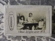 画像2: 1900年代 アンティーク エパングルの紙箱 食事中の子供たち INFFENSIVES W.A.B. (2)