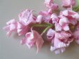 画像5: アンティーク ピンクの花のコサージュ (5)