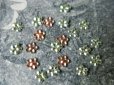 画像3: アンティーク 立体型抜き  極小 花のスパンコール 3mm オパールグリーン (3)