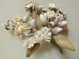 画像1: アンティーク コサージュ オフホワイトの花のブーケ (1)