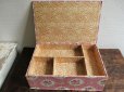 画像2: アンティーク ルーブル百貨店 薔薇の裁縫箱 仕切りトレー付 カルトナージュボックス  ソーイングボックス (2)