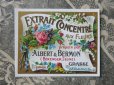 画像1:  アンティーク 薔薇のブーケ パフュームラベル  EXTRAIT CONCENTRE AUX FLEURS  -ALBERT & BERMON- (1)