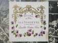 画像1: アンティーク パウダーボックスのラベル 菫 POUDRE DE RIZ A LA VIOLETTE QUALITE EXTRA-FINE (1)