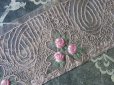 画像4: アンティーク アールデコ  薔薇の刺繍入りレース スモーキーピンク 1.89m (4)